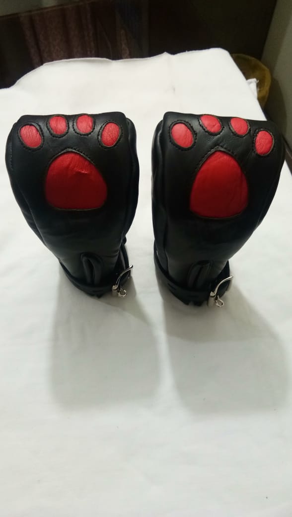 Genuine Leather White Paw Restraint Mittens – Padded Bondage BDSM Fist Gloves